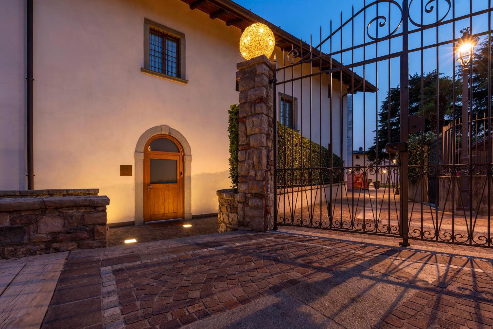 Relais Carrara *