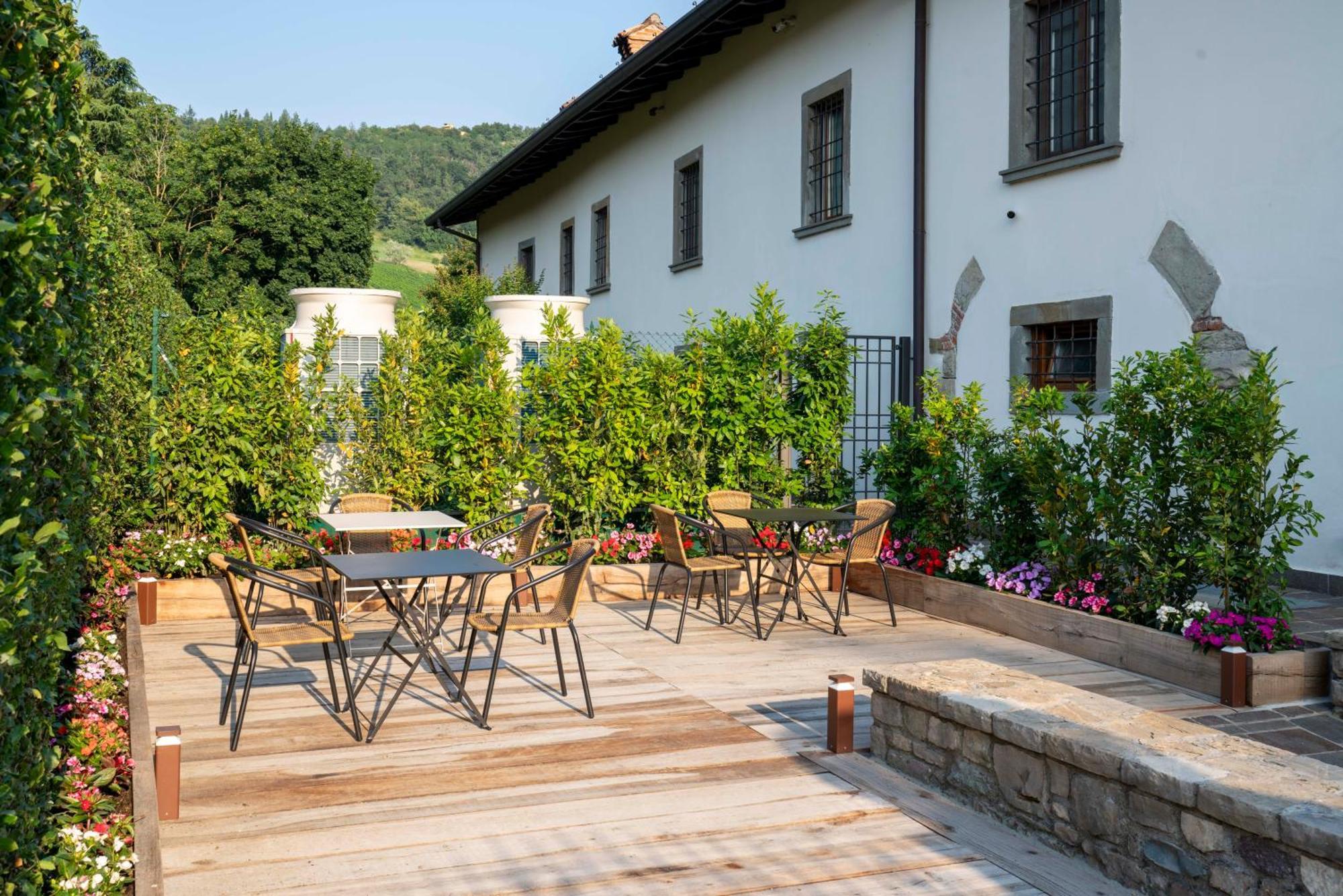 Frühstückspension Relais Carrara *